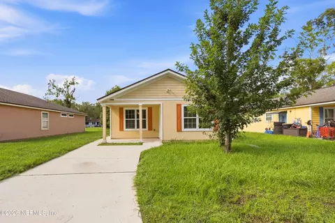 7952 Siskin Ave, Jacksonville, FL 32219