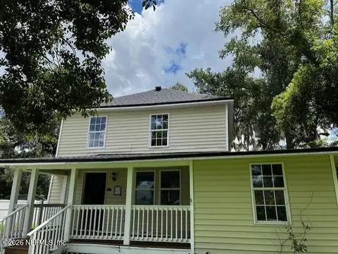 1702 N Gordon St, Plant City, FL 33563