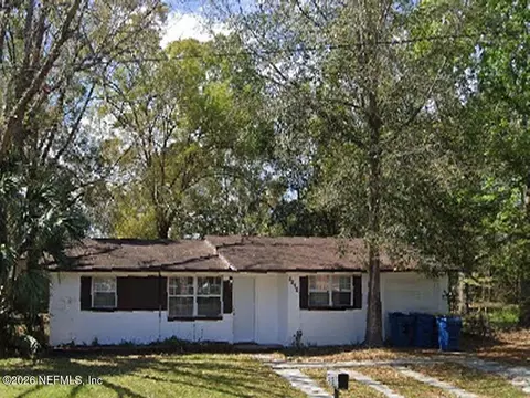 5818 Tusk Ct, Jacksonville, FL 32209