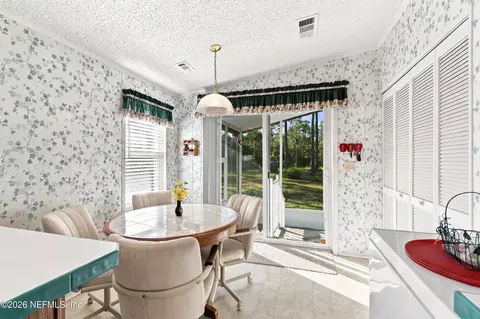 Dining - 119 Spanish Trl, Georgetown, FL 32139 photo 3 of 3