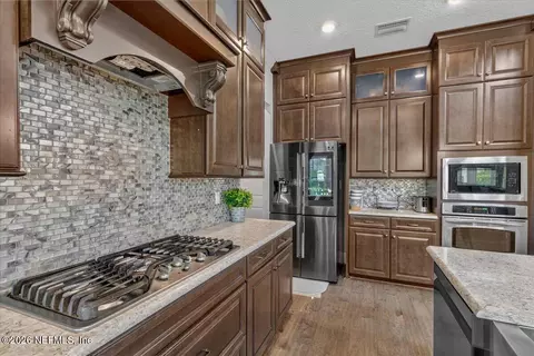 Kitchen - 253 Bronson Pkwy, Saint Augustine, FL 32095 photo 3 of 5