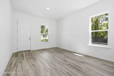 Living - 863 W 6th St, Saint Augustine, FL 32084 photo 5 of 5