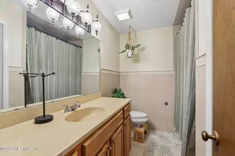 Bath - 3543 Lawrence Rd, Orange Park, FL 32073 photo 3 of 3