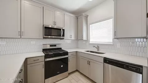Kitchen - 139 Torres, Saint Augustine, FL 32095 photo 2 of 4