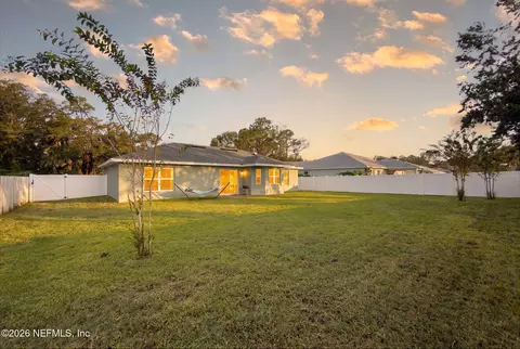 9 Pine Bush Ln, Palm Coast, FL 32164
