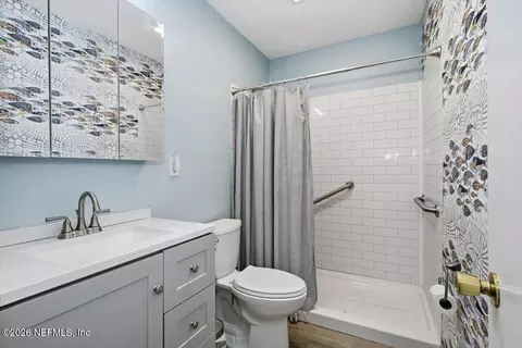Bath - 2 Park Terrace Dr, Saint Augustine, FL 32080 photo 4 of 4