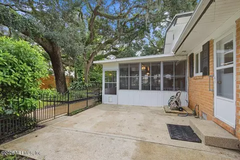 Exterior - 2 Park Terrace Dr, Saint Augustine, FL 32080 photo 2 of 7