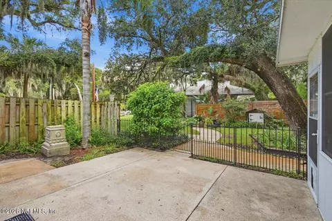 Exterior - 2 Park Terrace Dr, Saint Augustine, FL 32080 photo 3 of 7