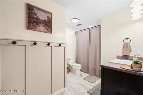 Bath - 35686 Quail Rd, Callahan, FL 32011 photo 1 of 3