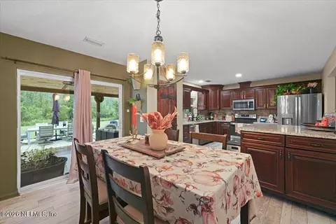 Dining - 35686 Quail Rd, Callahan, FL 32011 photo 1 of 2