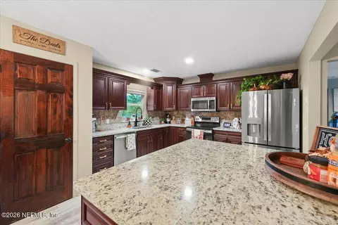 Kitchen - 35686 Quail Rd, Callahan, FL 32011 photo 2 of 2