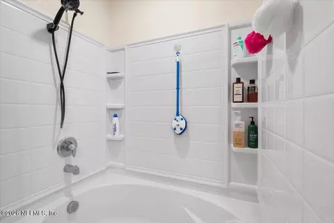 Bath - 75639 Bridgewater Dr, Yulee, FL 32097 photo 1 of 1