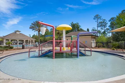 Exterior - 75639 Bridgewater Dr, Yulee, FL 32097 photo 10 of 10