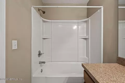 Bath - 96007 Tidal Bay Ct, Yulee, FL 32097 photo 6 of 10