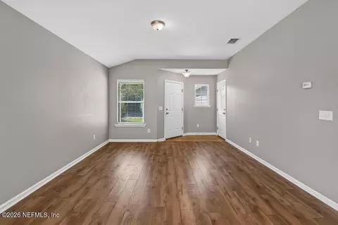Living - 96007 Tidal Bay Ct, Yulee, FL 32097 photo 2 of 5