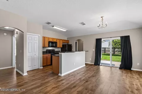 Living - 96007 Tidal Bay Ct, Yulee, FL 32097 photo 3 of 5