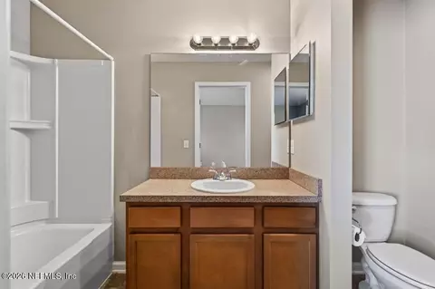 Bath - 96007 Tidal Bay Ct, Yulee, FL 32097 photo 4 of 10
