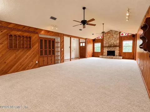 Living - 118 Bobwhite Rd, Saint Augustine, FL 32086 photo 3 of 4
