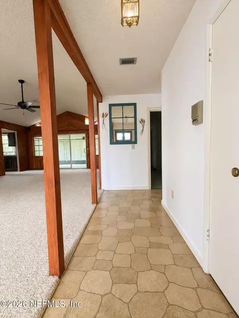 Entry Way - 118 Bobwhite Rd, Saint Augustine, FL 32086 photo 2 of 3