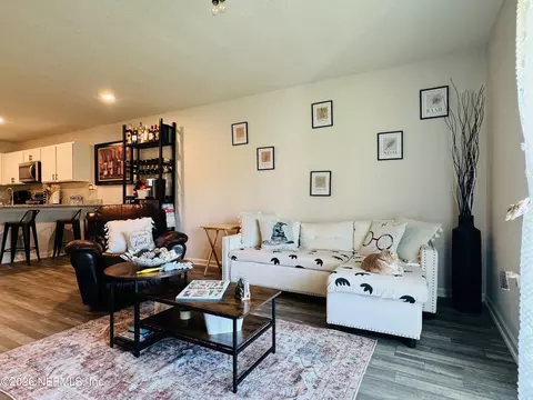 Living - 45287 Red Brick Dr, Callahan, FL 32011 photo 1 of 3