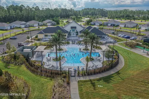 Exterior - 75511 Pondside Ln, Yulee, FL 32097 photo 7 of 9