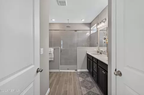Bath - 75511 Pondside Ln, Yulee, FL 32097 photo 2 of 6
