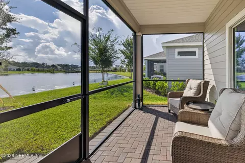 Exterior - 75511 Pondside Ln, Yulee, FL 32097 photo 4 of 9