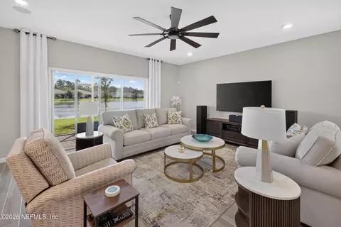 Living - 75511 Pondside Ln, Yulee, FL 32097 photo 1 of 1