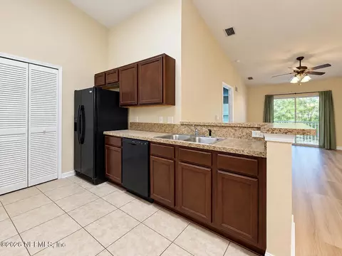 Kitchen - 2564 Golden Lake Loop, Saint Augustine, FL 32084 photo 1 of 2