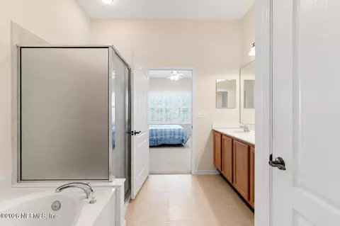 Bath - 1880 Copper Stone Dr #E, Fleming Island, FL 32003 photo 2 of 3