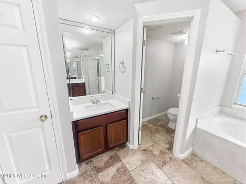 Bath - 2183 S Cranbrook Ave, Saint Augustine, FL 32092 photo 5 of 7