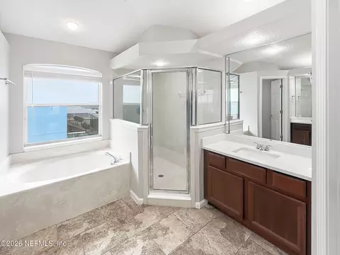 Bath - 2183 S Cranbrook Ave, Saint Augustine, FL 32092 photo 3 of 7
