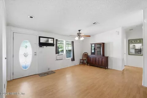 Living - 2320 Water Plant Rd, Saint Augustine, FL 32092 photo 2 of 2