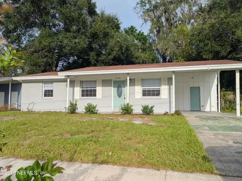 5725 Hillman Dr, Jacksonville, FL 32244