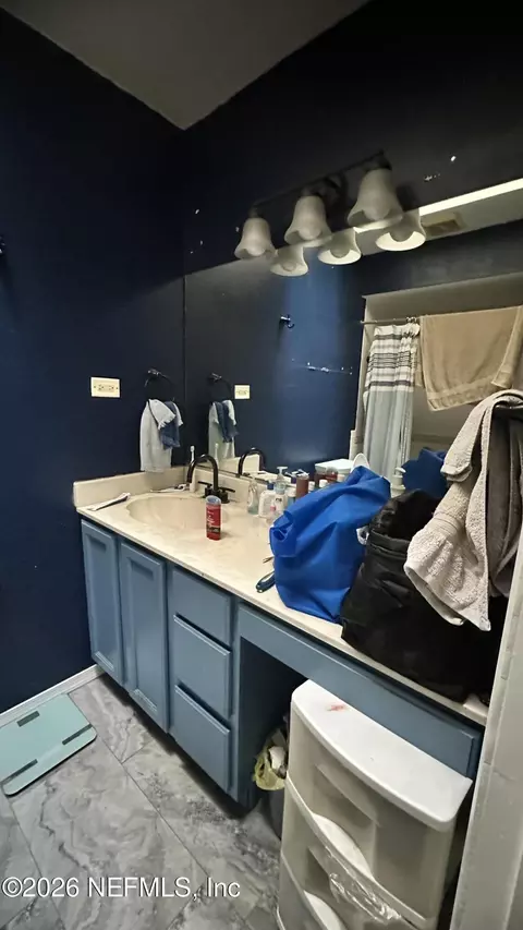 Bath - 97 Teak Rd, Ocala, FL 34472 photo 3 of 3