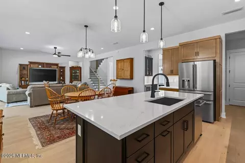 Kitchen - 329 Sapling Ter, Saint Johns, FL 32259 photo 5 of 8