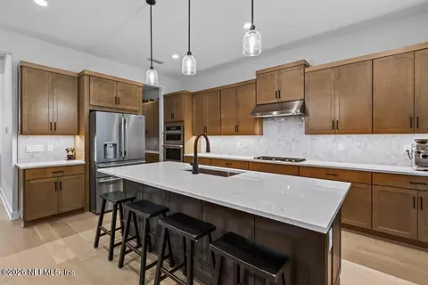 Kitchen - 329 Sapling Ter, Saint Johns, FL 32259 photo 3 of 8