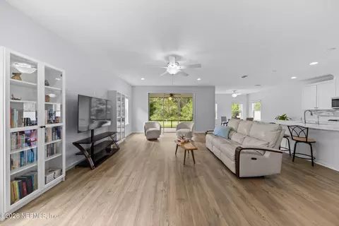 Living - 47 Starnberg Ct, Saint Augustine, FL 32095 photo 1 of 4