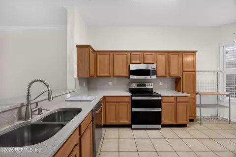 Kitchen - 2131 Stone Creek Dr #E, Fleming Island, FL 32003 photo 1 of 2