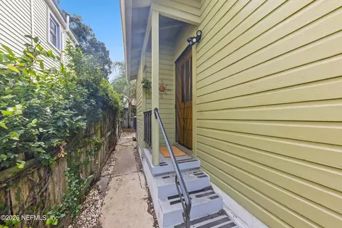 Exterior - 61 Abbott St, Saint Augustine, FL 32084 photo 3 of 4
