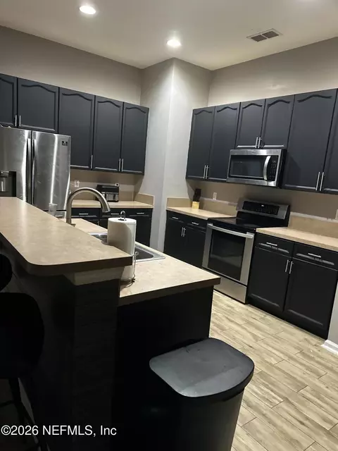 Kitchen - 13879 Devan Lee Dr E, Jacksonville, FL 32226 photo 1 of 1