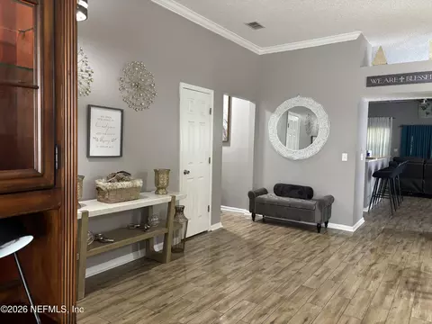 Entry Way - 13879 Devan Lee Dr E, Jacksonville, FL 32226 photo 2 of 2