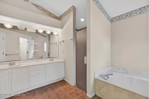 Bath - 3400 Kings Rd S, Saint Augustine, FL 32086 photo 3 of 4