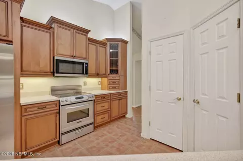 Kitchen - 3400 Kings Rd S, Saint Augustine, FL 32086 photo 5 of 6