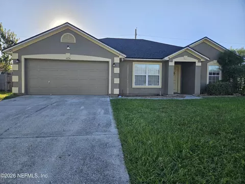 1434 Summit Oaks Dr W, Jacksonville, FL 32221