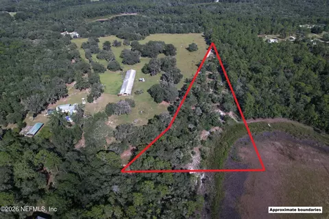 117 E Keuka Lake Rd, Interlachen, FL 32148 photo 3