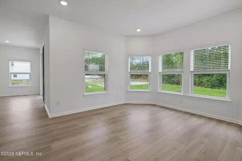 Living - 189 Lake Frances Dr, Saint Augustine, FL 32092 photo 2 of 6