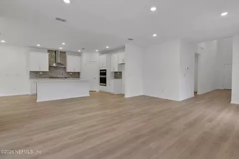 Living - 189 Lake Frances Dr, Saint Augustine, FL 32092 photo 4 of 6