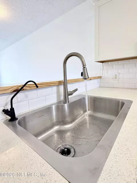 Kitchen - 650 W Pope Rd #207, Saint Augustine, FL 32080 photo 7 of 8