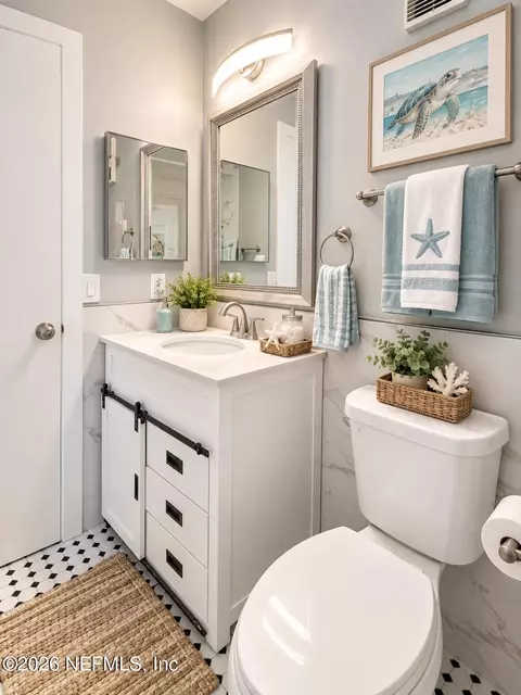 Bath - 650 W Pope Rd #207, Saint Augustine, FL 32080 photo 4 of 7